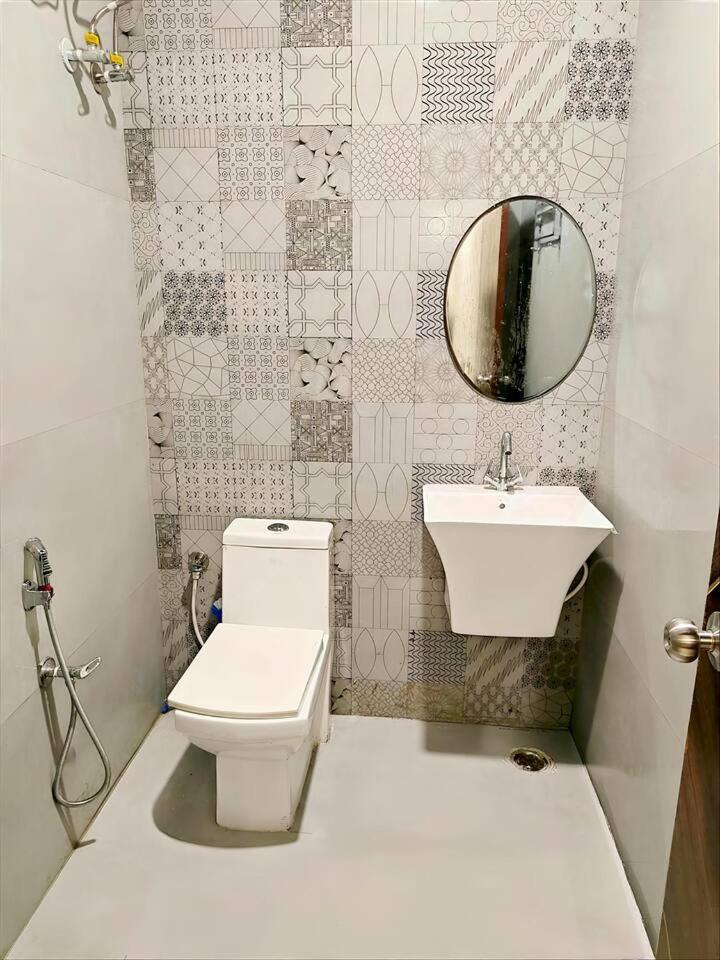 A2 Villa By Jmd - Peaceful Stay Near Expo Mart 그레이터 노이다 외부 사진