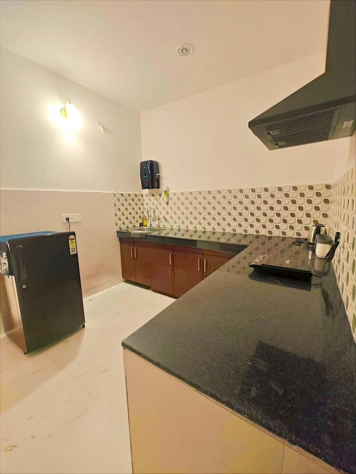 A2 Villa By Jmd - Peaceful Stay Near Expo Mart 그레이터 노이다 외부 사진
